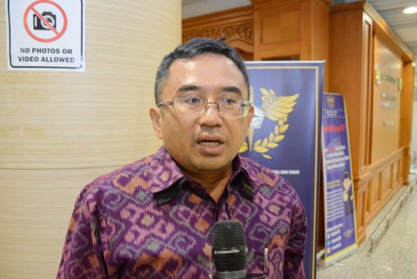 Anggota Komisi XI DPR RI I Gusti Agung Rai Wirajaya.
