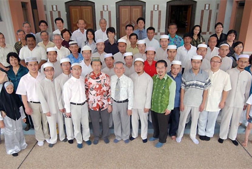 Anggota Malaysian Chinese Muslim Association (Macma) dalam sebuah acara.