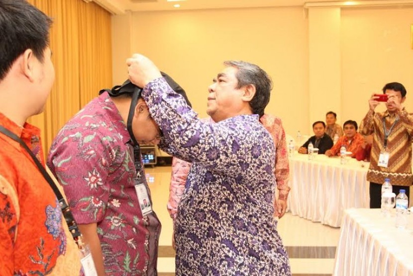 Anggota MPR dari Fraksi PKS, T. B. Soenmandjaja resmi menutup Training of Trainers (TOT) 4 Pilar MPR di Bogor.