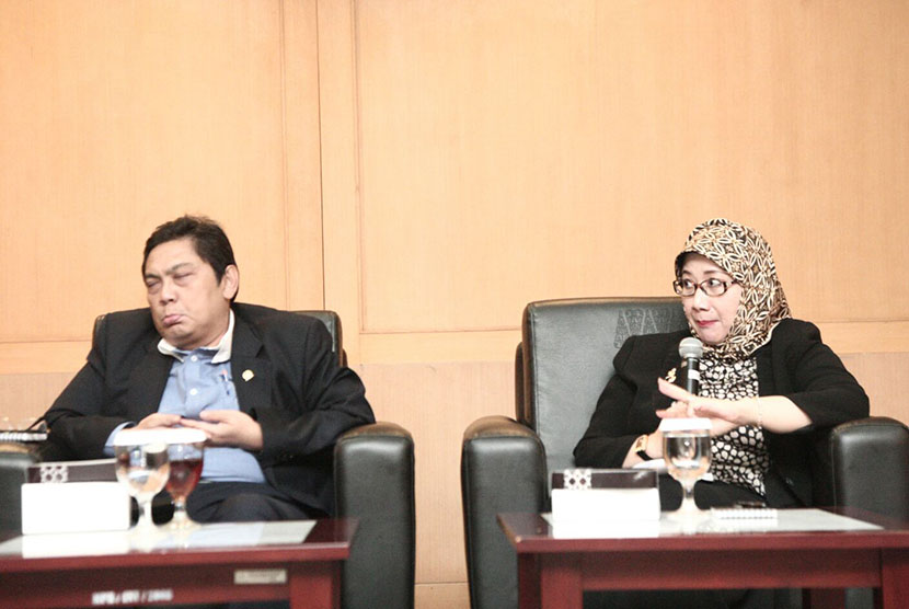 Anggota MPR Utut Ardianto dan Dr Eni Marlinawati. 