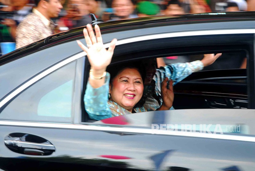  Ani Yudhoyono