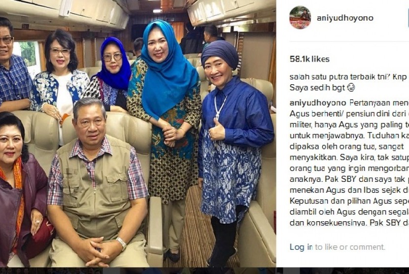 Ani Yudhoyono menjawab pertanyaan soal Agus mundur dari TNI.