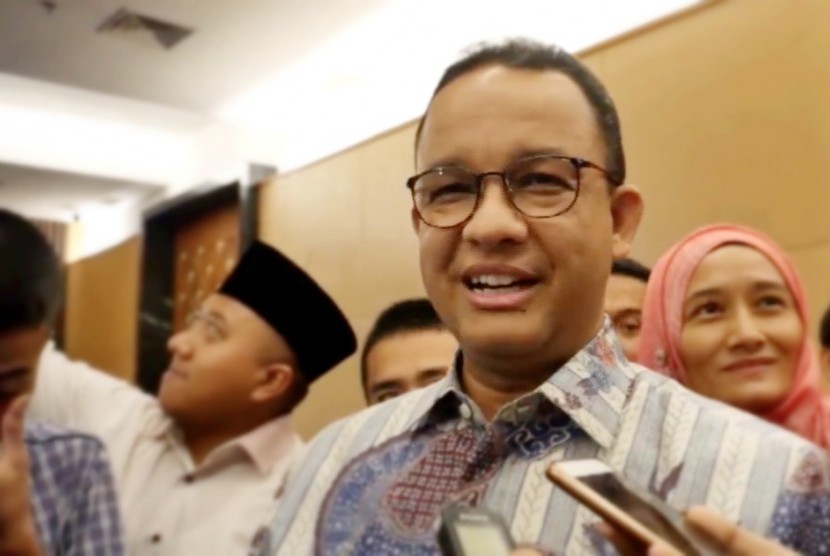 Anies Baswedan. Lembaga Arus Survei sebut elektabilitas Anies rendah di Jatim karena kurang menarik.