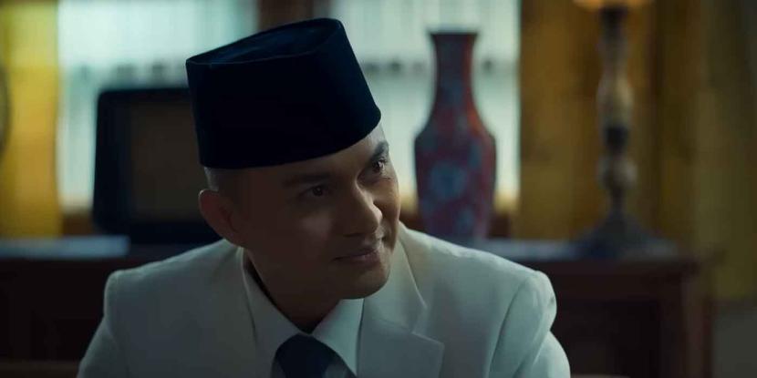 Anjasmara ketika berperan sebagai Sukarno. Di film Hamka & Siti Raham (Vol. 2), Anjasmara kembalo berperan sebagai Sukarno. Ini merupakan keempat kalinya Anjasmara berperan sebagai Sukarno. 