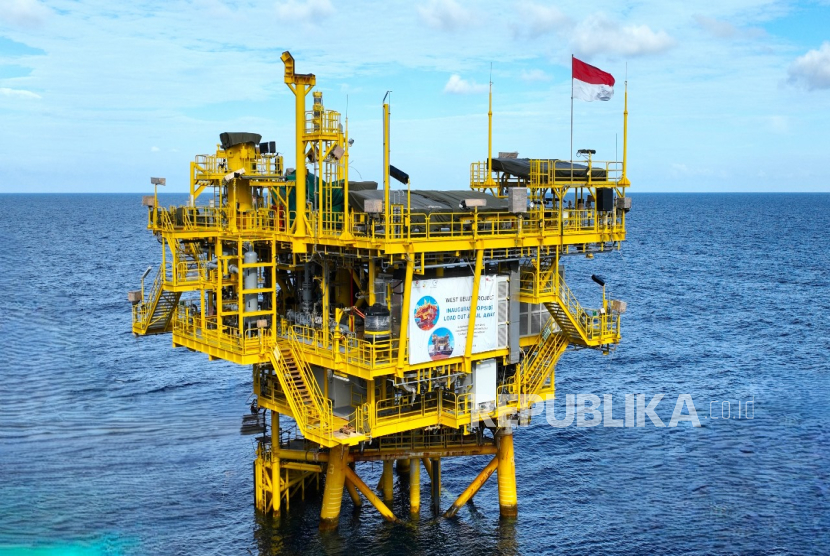 Anjungan offshore milik Medco Energy