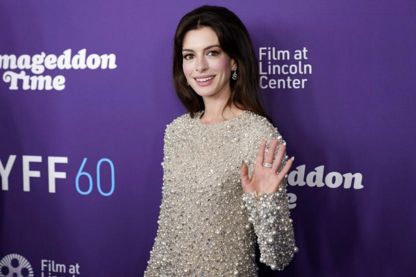 Anne Hathaway menghadiri pemutaran perdana 