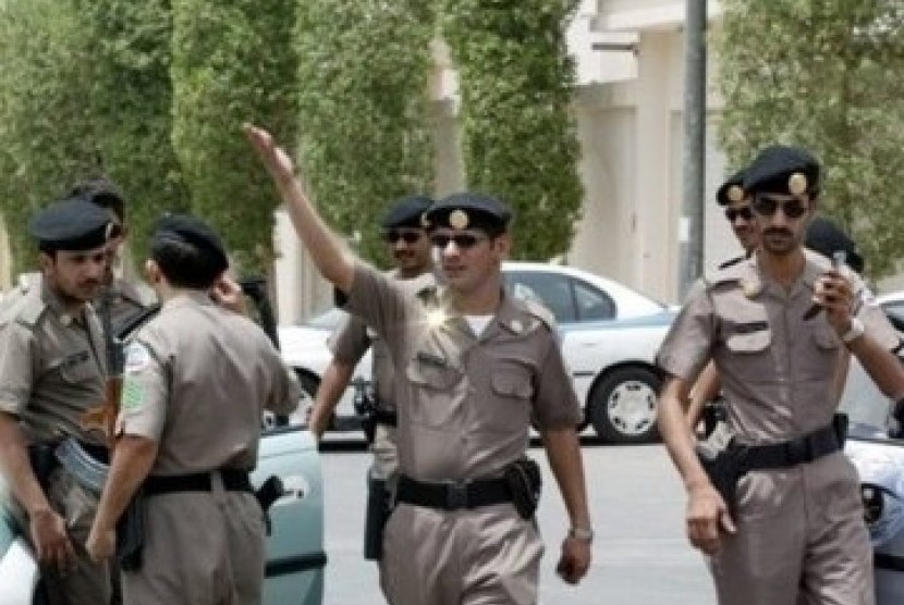 Aparat kepolisian Arab Saudi (ilustrasi).