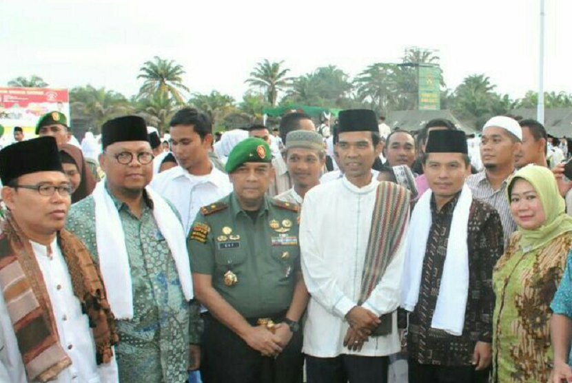 Apel Kebangsaan Santri di Lapangan Kartika Yonif 132 Bima Sakti Salo, Bangkinang, Kabupaten Kampar, Peovinsi Riau.