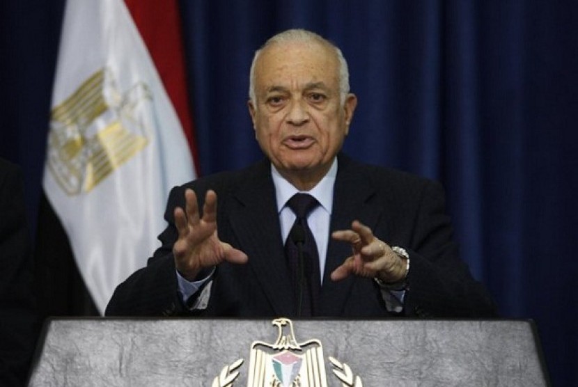 Arab League Secretary-General Nabil Elaraby speaks during a press conference in the West Bank city of Ramallah, Saturday, Dec. 29, 2012.   