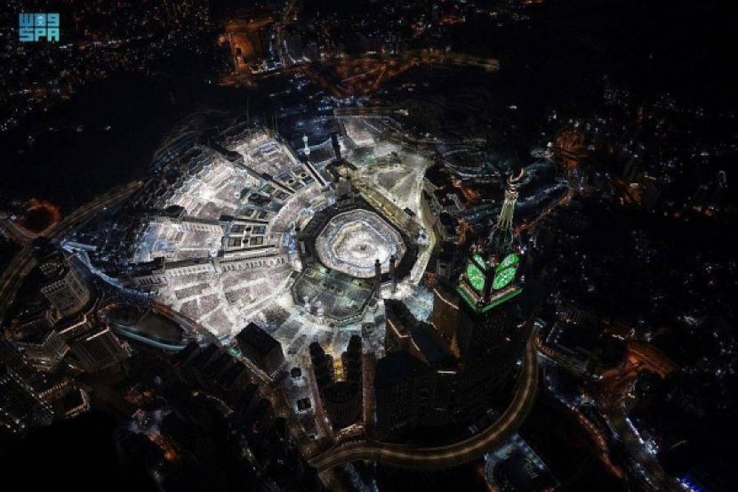 Arab Saudi Tampilkan Gambar Menakjubkan Konvergensi Raksasa Muslim di Masjidil Haram