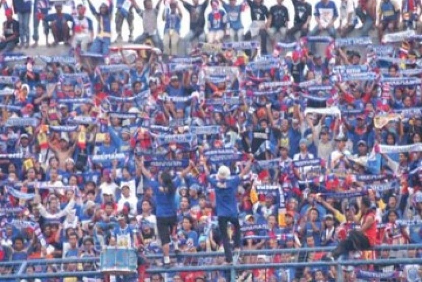 Aremania berpesta