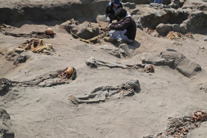 Arkeolog menemukan 227 tulang belulang anak-anak yang dijadikan tumbal ratusan tahun lalu di Peru.