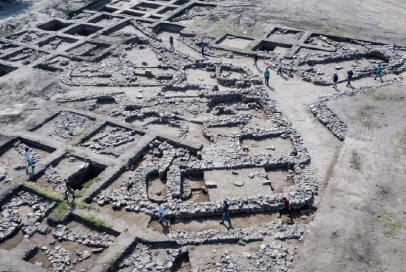 Arkeolog secara tidak sengaja menemukan bukti kota megapolitan kuno di Israel. 