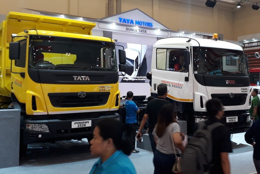 Armada truk Tata saat pameran GIIAS di Ice BSD Serpong Tangerang Selatan