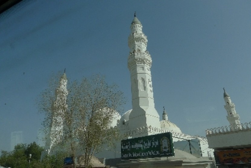 Arsitektur Masjid Quba di Madinah, Arab Saudi.