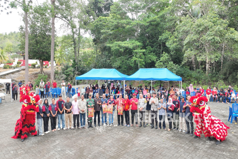 Artha Graha Peduli (AGP) melalui Makmur Elok Graha (MEG) menggelar perayaan meriah di Pulau Rempang dan Galang.