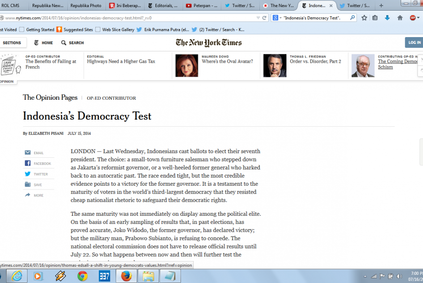 Artikel Demokrasi Sedang Diuji di The New York Times.