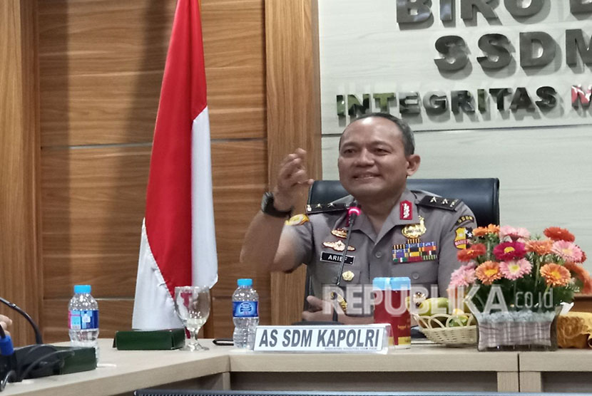 Kepala Badan Reserse dan Kriminal (Bareskrim) Polri,  Komisaris Jenderal Arief Sulistyanto 