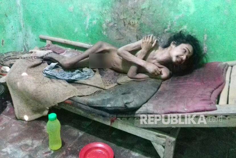 Asep, orang dengan gangguan jiwa (ODGJ) yang dipasung di rumahnya. di Kampung Somang, Kabupaten Bogor (ilustrasi).