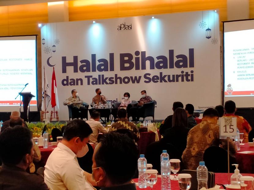 Asosiasi Pengguna Jasa Sekuriti Indonesia (Apjasi) menggelar Halal Bihalal dan Talkshow Sekuriti di Jakarta, Rabu (25/5). 
