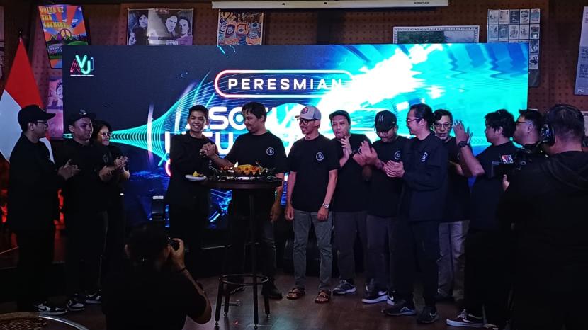 Asosiasi Visual Jockey Indonesia (AVJI) resmi berdiri, memberikan wadah bagi para pelaku industri Visual Jockey (VJ) di Indonesia, Rabu (24/7/2024). 