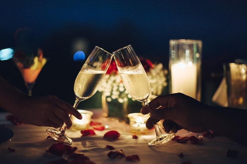 ASTON Priority Simatupang tawarkan pengalaman makan malam romantis.