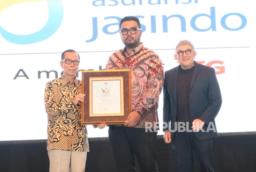 Asuransi Jasindo meraih penghargaan Corporate Secretary Champion 2025.