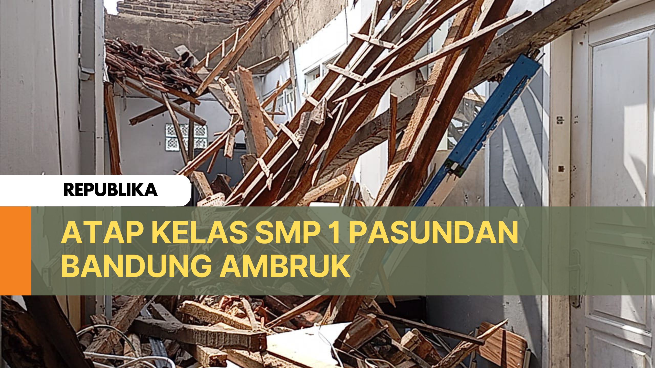 Atap Kelas SMP 1 Pasundan Bandung Ambruk, 7 Orang Terluka
