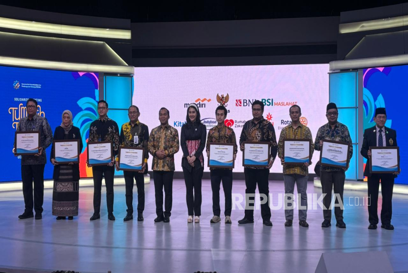 Rumah Zakat Raih Penghargaan dari Kemendukbangga atas Kontribusi Program Cegah Stunting