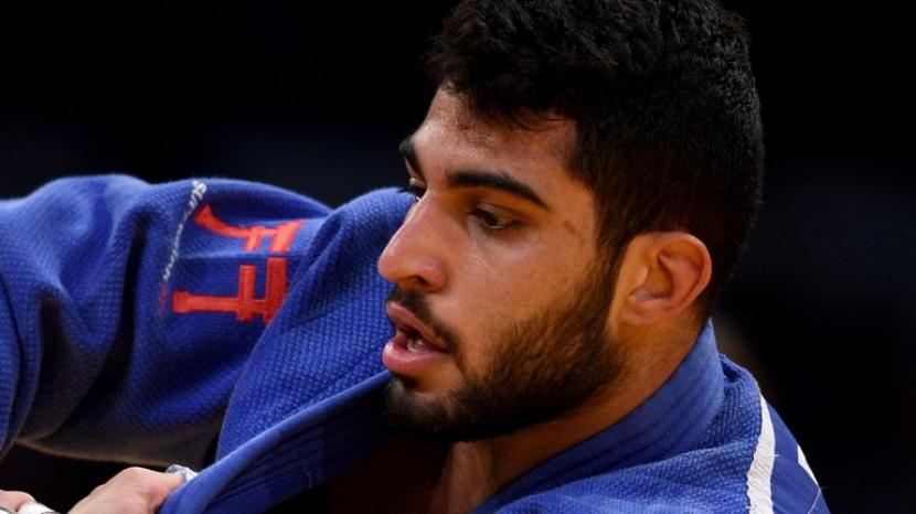 Pro Palestina, Atlet Aljazair Mundur Ketimbang Lawan Israel. Atlet judo Aljazair Fethi Nourine mengaku memilih mundur dari Olimpiade Tokyo 2020 ketimbang menghadapi pesaing Israel.