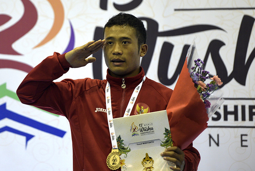 Atlet wushu Indonesia nomor sanda, Yusuf Widiyanto.