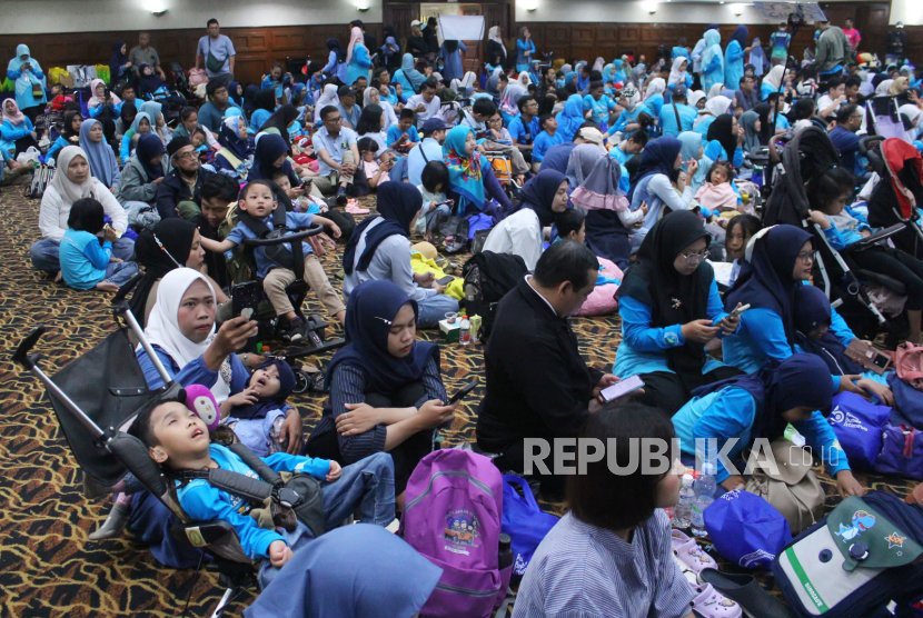 Ratusan Anak Antusias Ikuti Acara Peringatan Hari Cerebral Palsy Sedunia 2025 di Bandung