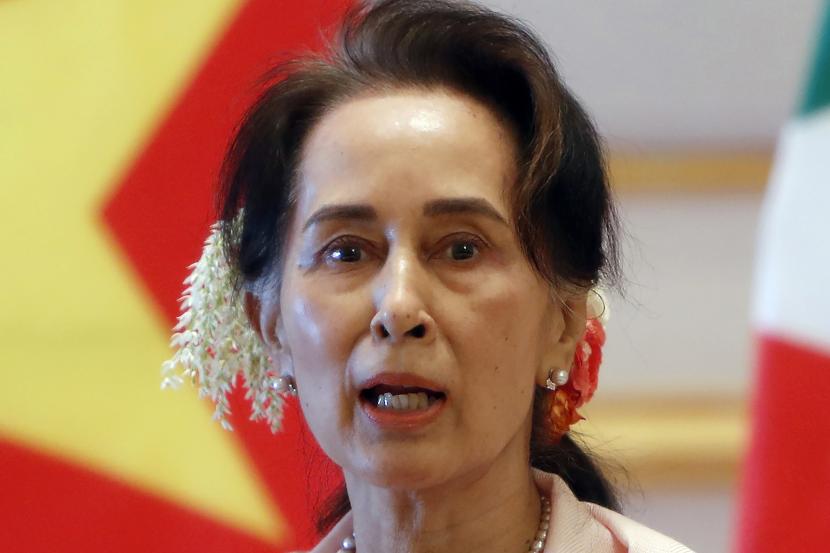 Aung San Suu Kyi (ilustrasi). Partai politik yang dipimpin oleh pemimpin Myanmar yang digulingkan, Aung San Suu Kyi diperkirakan akan dibubarkan secara otomatis oleh Komisi Pemilihan Umum Myanmar, pada Selasa (28/3/2023)