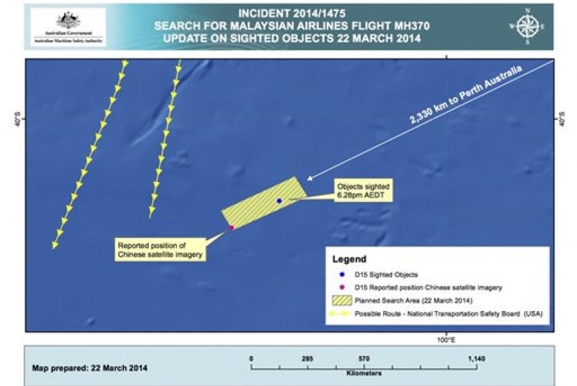     Australian Maritime Safety Authority (AMSA) menunjukkan perkiraan posisi objek mengapung yang diduga bagian dari pesawat Malaysia Airlines MH370 yang hilang di selatan Samudra India.