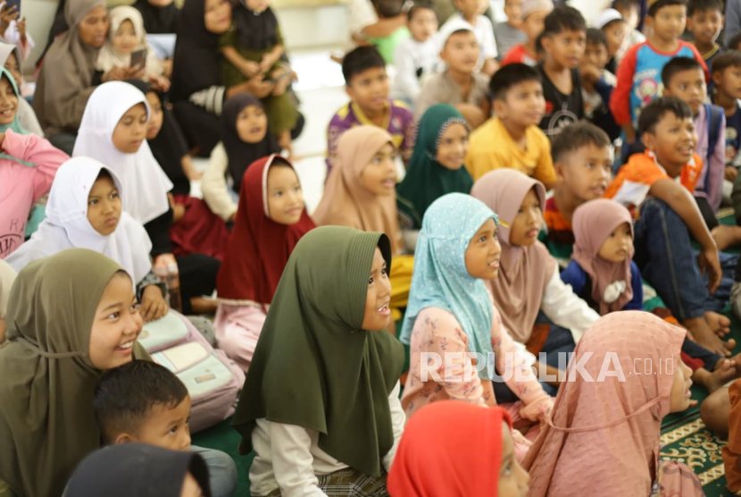 AVI Humanity Salurkan Bantuan Terpadu untuk 10.429 Korban Bencana di Aceh