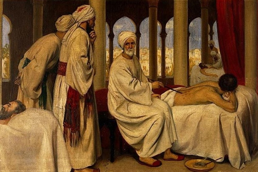 Ilmuwan Kedokteran Muslim yang Karyanya Menerangi Eropa. Az Zahrawi melakukan pembedahan.