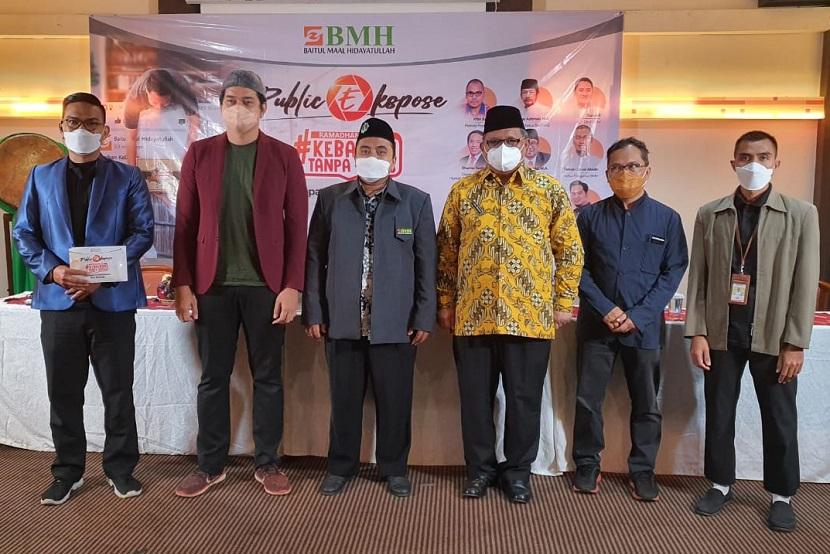 aznas BMH menggelar publik ekspose yang dilangsungkan di Hotel Sofyan Jakarta Selatan dengan menghadirkan narasumber dari stakeholder zakat di Tanah Air.
