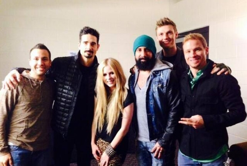 Backstreet Boys dan Avril Lavigne