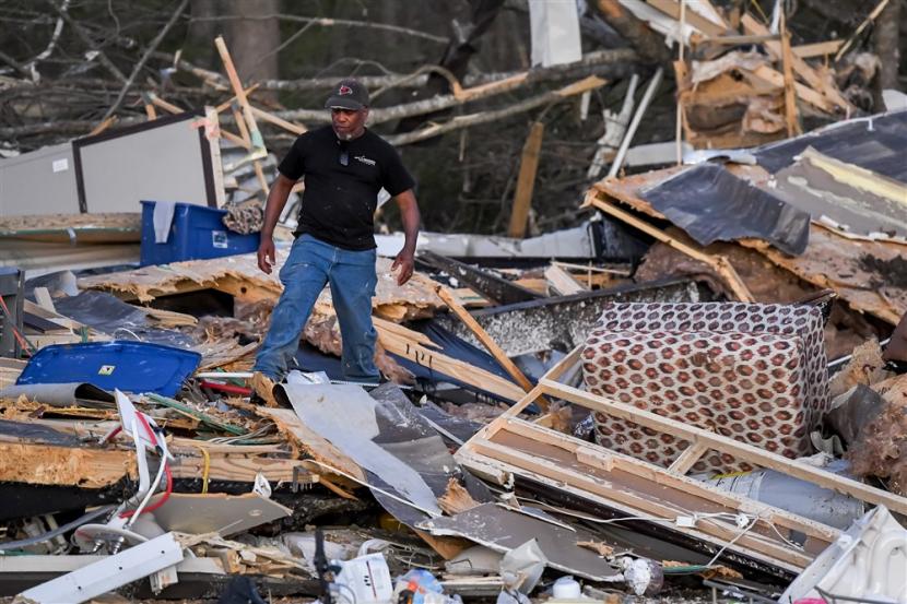 Badai tornado menerjang sebagian Mississippi, menewaskan sedikitnya 29 orang