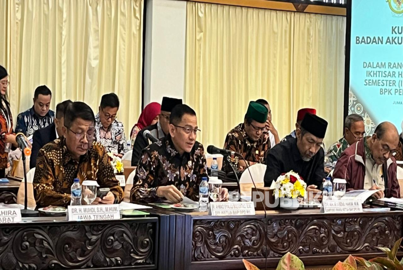 Badan Akuntabilitas Publik (BAP) DPD RI melakukan kunjungan kerja ke Kantor Perwakilan Badan Pemeriksa Keuangan (BPK) Republik Indonesia di DIY, Jumat (29/8/2025). Anggota DPD RI, Ahmad Syauqi, yang memimpin kunjungan mengatakan agenda tersebut difokuskan pada evaluasi hasil pemeriksaan BPK semester II tahun 2024, sekaligus menguatkan sinergi dalam mendorong peningkatan akuntabilitas dan efisiensi di pemerintah daerah.