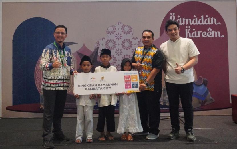 Badan Amil Zakat Nasional (BAZNAS) berkolaborasi dengan Mal Kalibata City membuka Gerai Ramadhan di Mall Kalibata City, Jakarta Selatan, Selasa (11/4/2023).