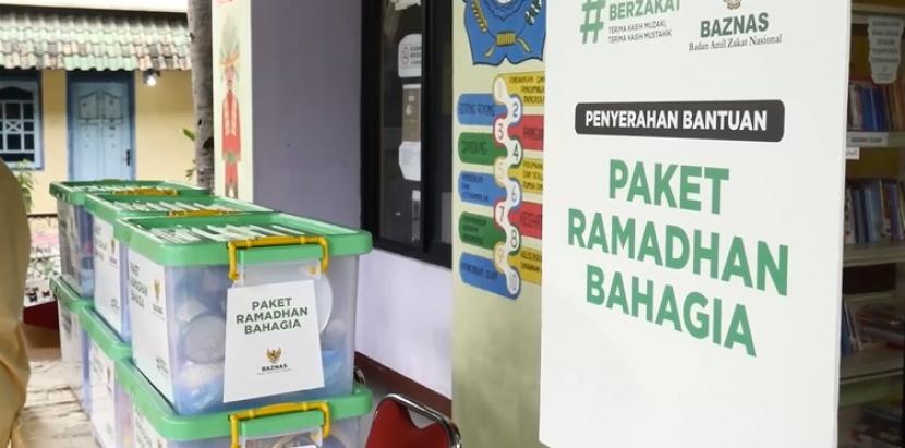 - Badan Amil Zakat Nasional (Baznas) membagikan Paket Ramadhan Bahagia (PRB) kepada komunitas Persatuan Tunanetra Indonesia (Pertuni).