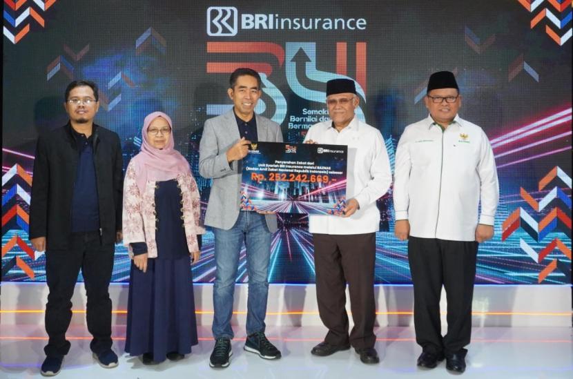 Badan Amil Zakat Nasional (BAZNAS) menerima zakat perusahaan dari PT BRI Asuransi Indonesia Unit Syariah.