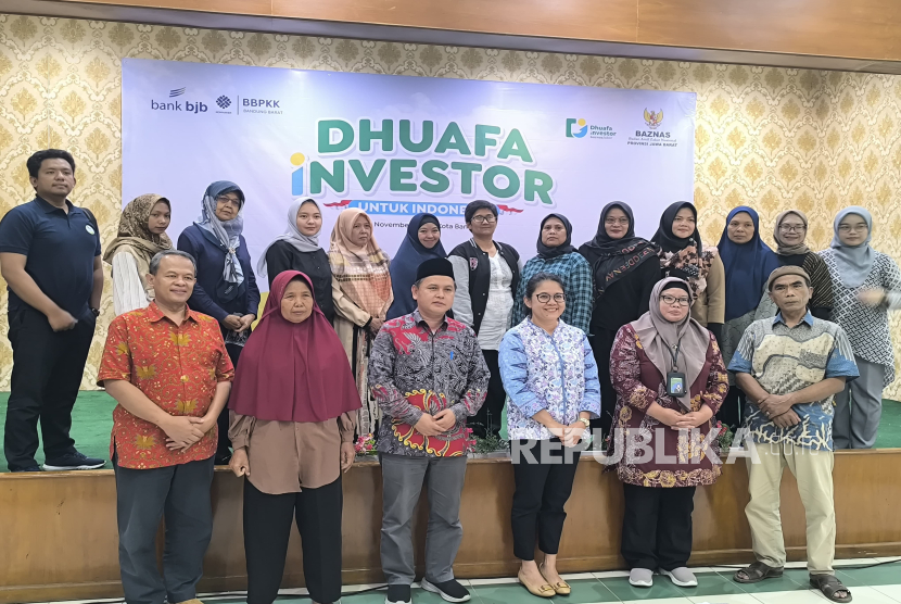 Badan Amil Zakat Nasional (BAZNAS) Provinsi Jawa Barat (Jabar) menggelar acara Ceremony Dhuafa Investor untuk Indonesia  di Kantor BAZNAS Jabar Jl Soekarno-Hatta 458 Kota Bandung, Kamis (14/11/2024).