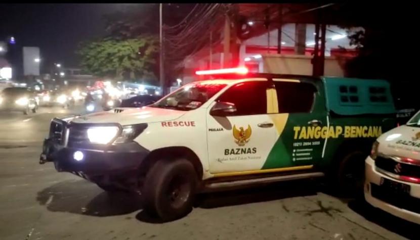 Badan Amil Zakat Nasional (Baznas) RI menerjunkan tim Baznas Tanggap Bencana (BTB) dan Rumah Sehat Baznas (RSB) untuk merespons banjir bandang yang terjadi di Kota Batu, Jawa Timur. 