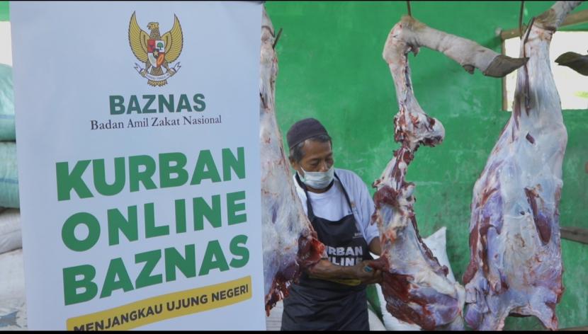 Badan Amil Zakat Nasional (Baznas) RI menggelar acara Semarak Kurban Online Baznas 1443 Hijriyah yang berpusat di Balai Ternak Baznas Cimande, Kabupaten Bogor, Jawa Barat, Ahad (10/7/2022).