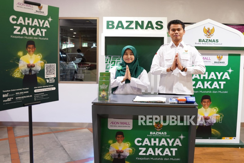 Badan Amil Zakat Nasional (BAZNAS) RI menghadirkan Gerai Zakat Ramadan di 31 pusat perbelanjaan dan gedung perkantoran di Jakarta dan sekitarnya. 