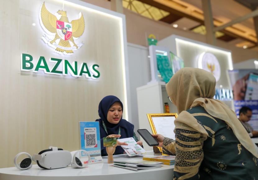 Badan Amil Zakat Nasional (Baznas) RI turut memeriahkan acara Indonesia Sharia Economic Festival (ISEF) 2023 ke-10 yang berlangsung di Jakarta Convention Center (JCC), Jakarta.