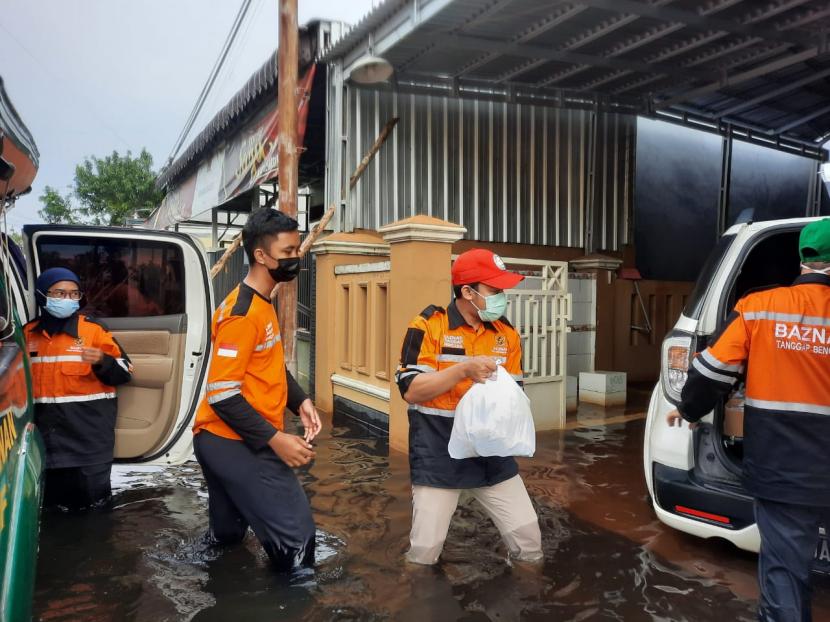 Badan Amil Zakat Nasional (Baznas) terus melakukan aksi kemanusiaan untuk korban banjir di Kalimantan Selatan (Kalsel)