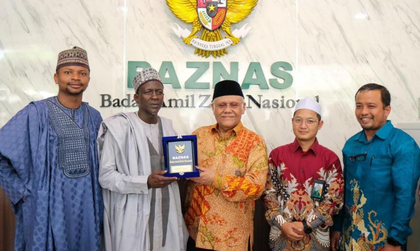 Badan Amil Zakat National (BAZNAS) menerima kunjungan dari Sokoto State Zakat and Endowment Comission (SOZECOM) Nigeria.